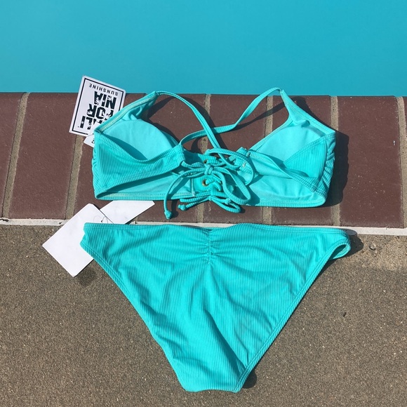 California Sun 2 Piece Swimsuit Size L - Picture 3 of 6